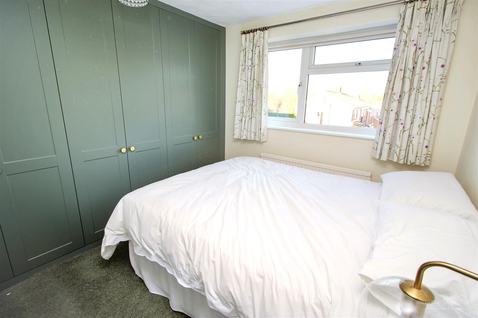 Newbery Close, Tilehurst, Reading
